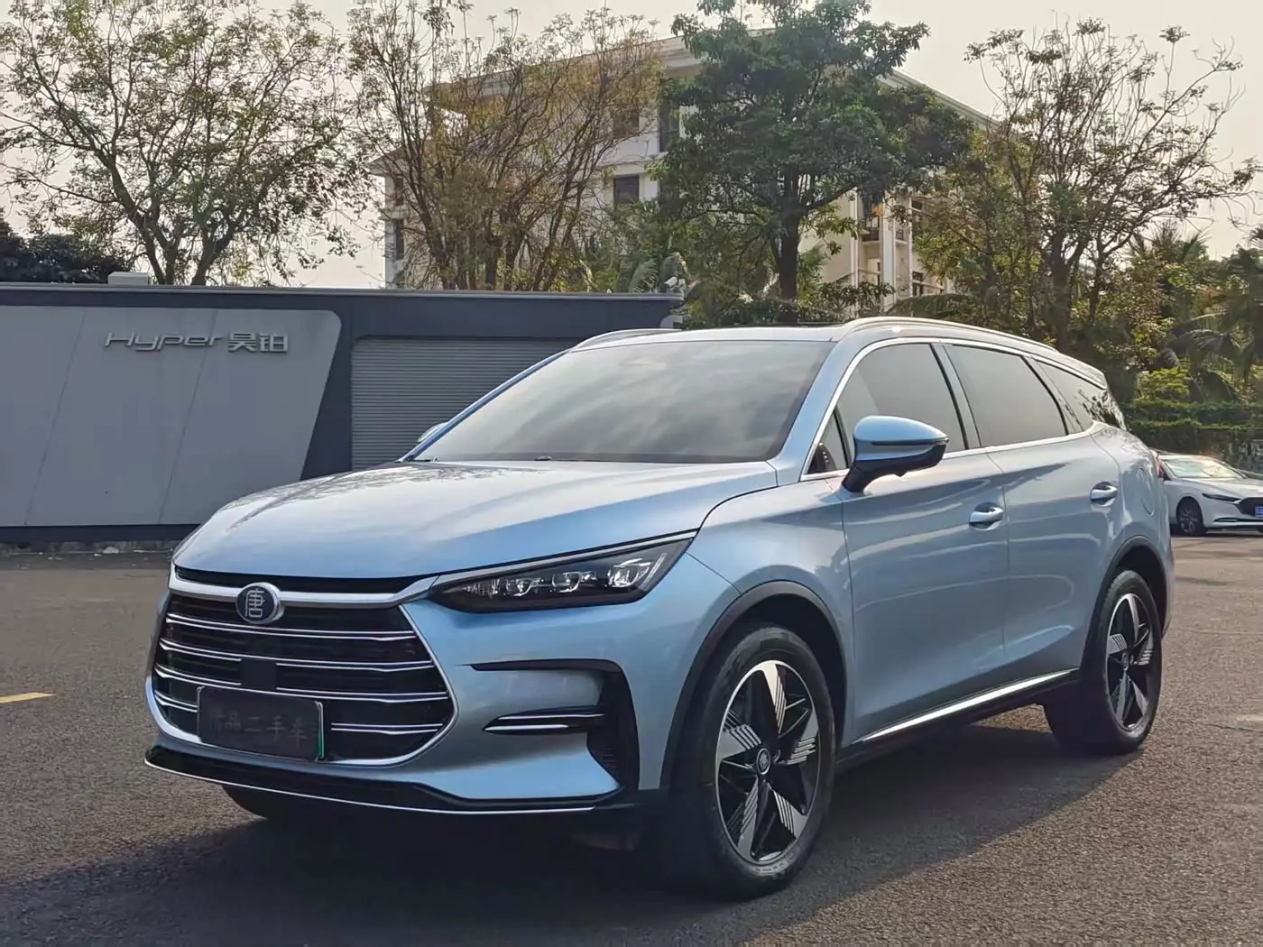 BYD Tang New Energy 2023 — Photo 1/14