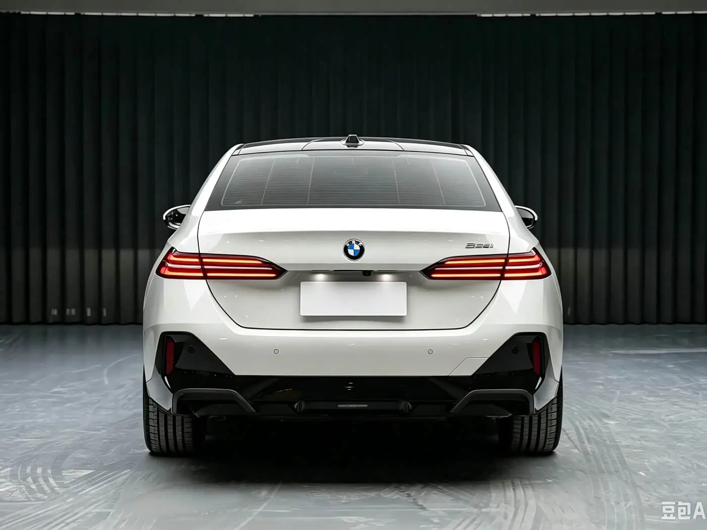 BMW 5 Series 2025 — Photo 4/19