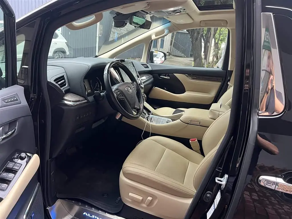 Toyota Alphard 2020 — Photo 4/20
