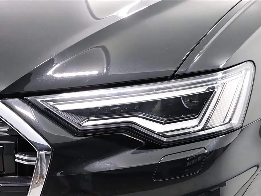 Audi A6L 2025 — Photo 19/20