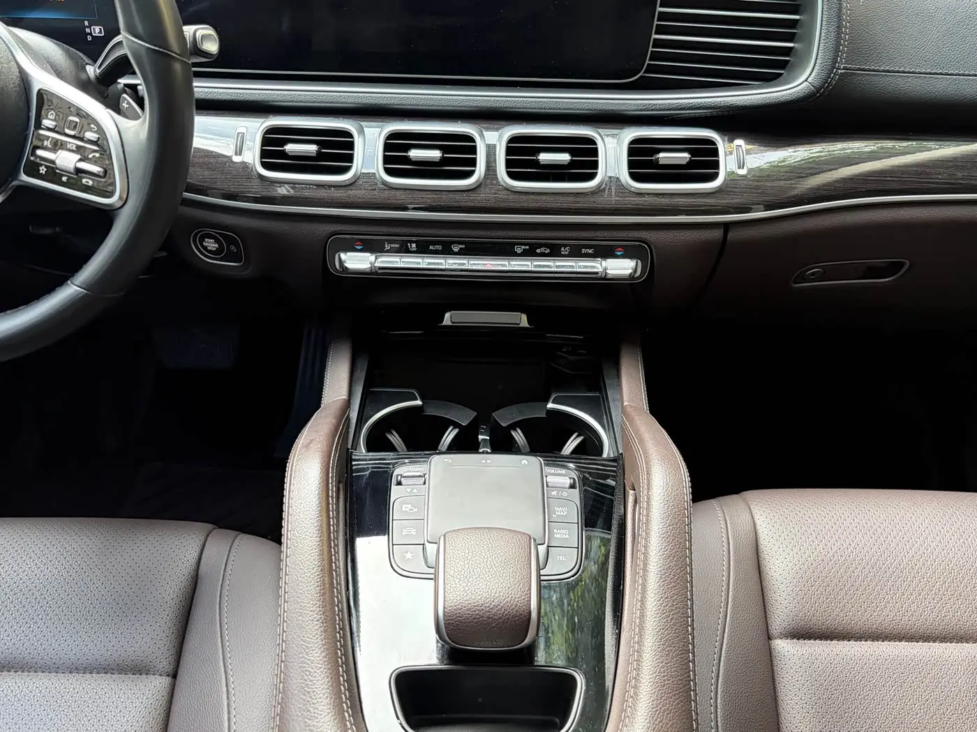 Mercedes-Benz GLE 2022 — Photo 19/20