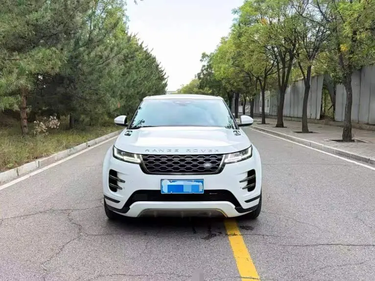 Land Rover Range Rover Evoque 2023 — Фото 2/8