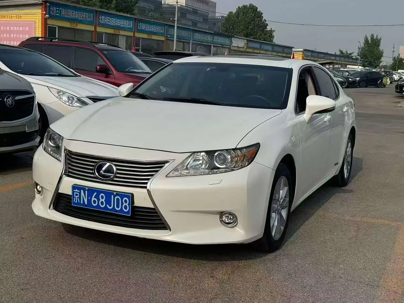Lexus ES, 2013