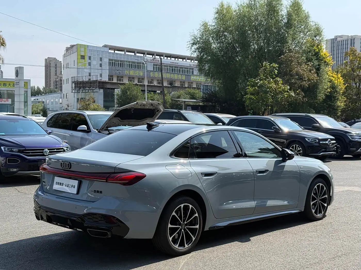 Audi A5L 2025 — Photo 4/15
