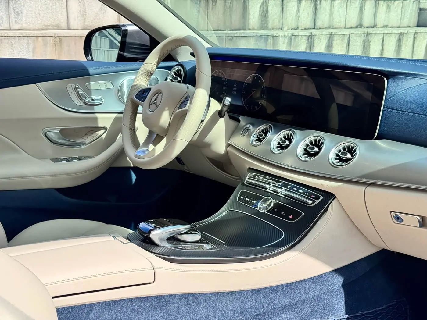 Mercedes-Benz E-Class 2017 — Фото 9/13