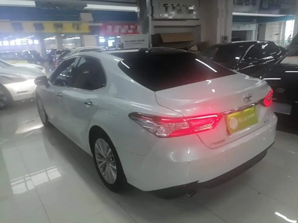 Toyota Camry 2021 — Şəkil 5/20