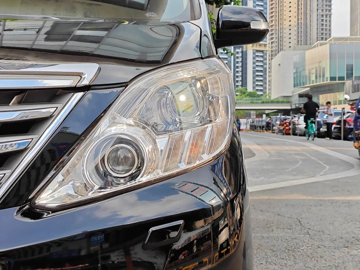 Toyota Alphard 2014 — Photo 4/20