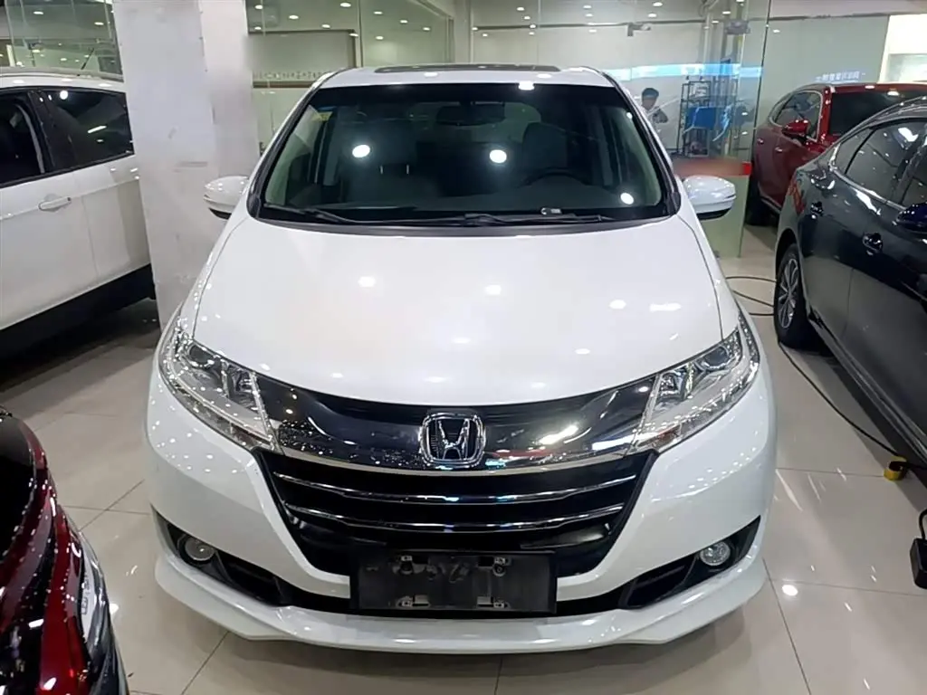 Honda Odyssey 2017 — Photo 3/20