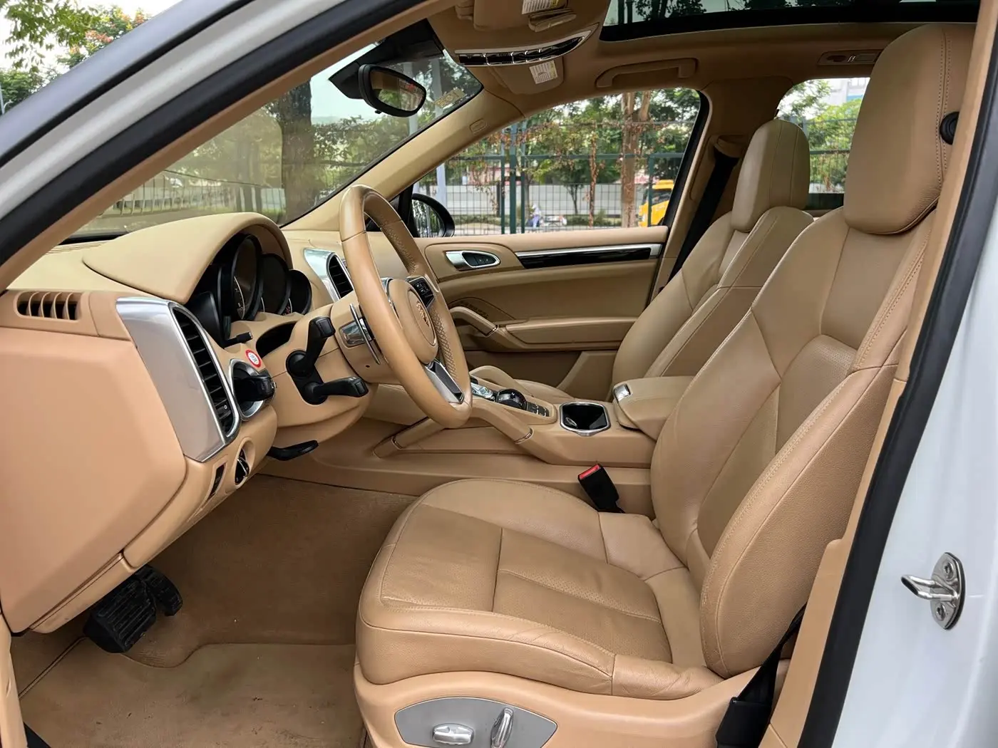 Porsche Cayenne 2015 — Photo 10/20