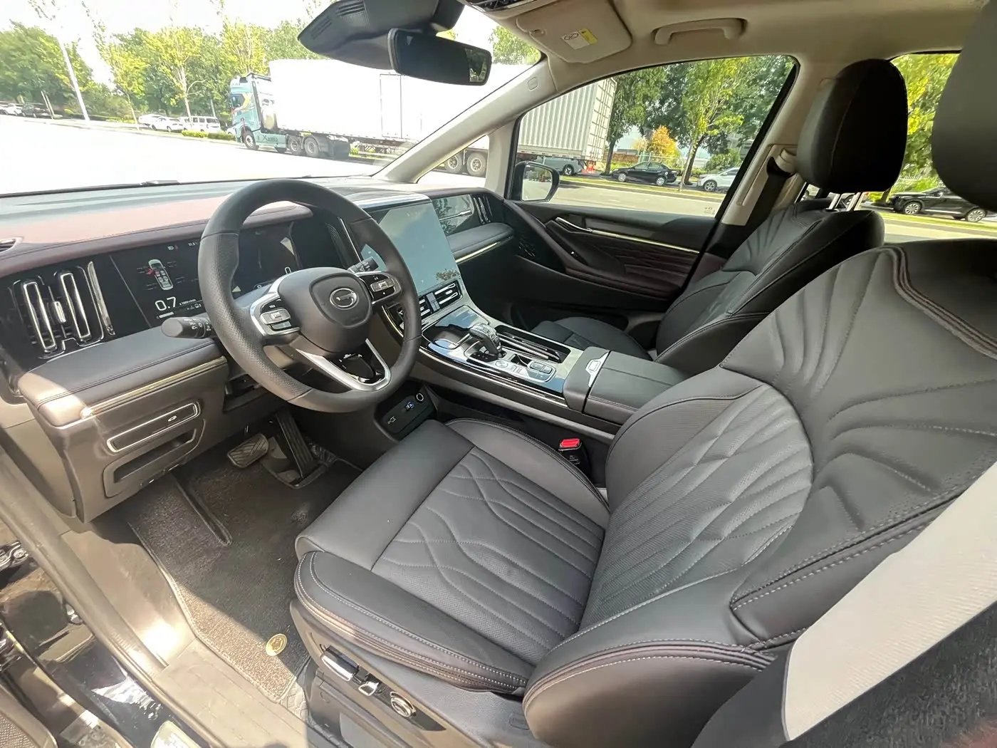 GAC Trumpchi Trumpchi M8 2025 — Photo 11/20