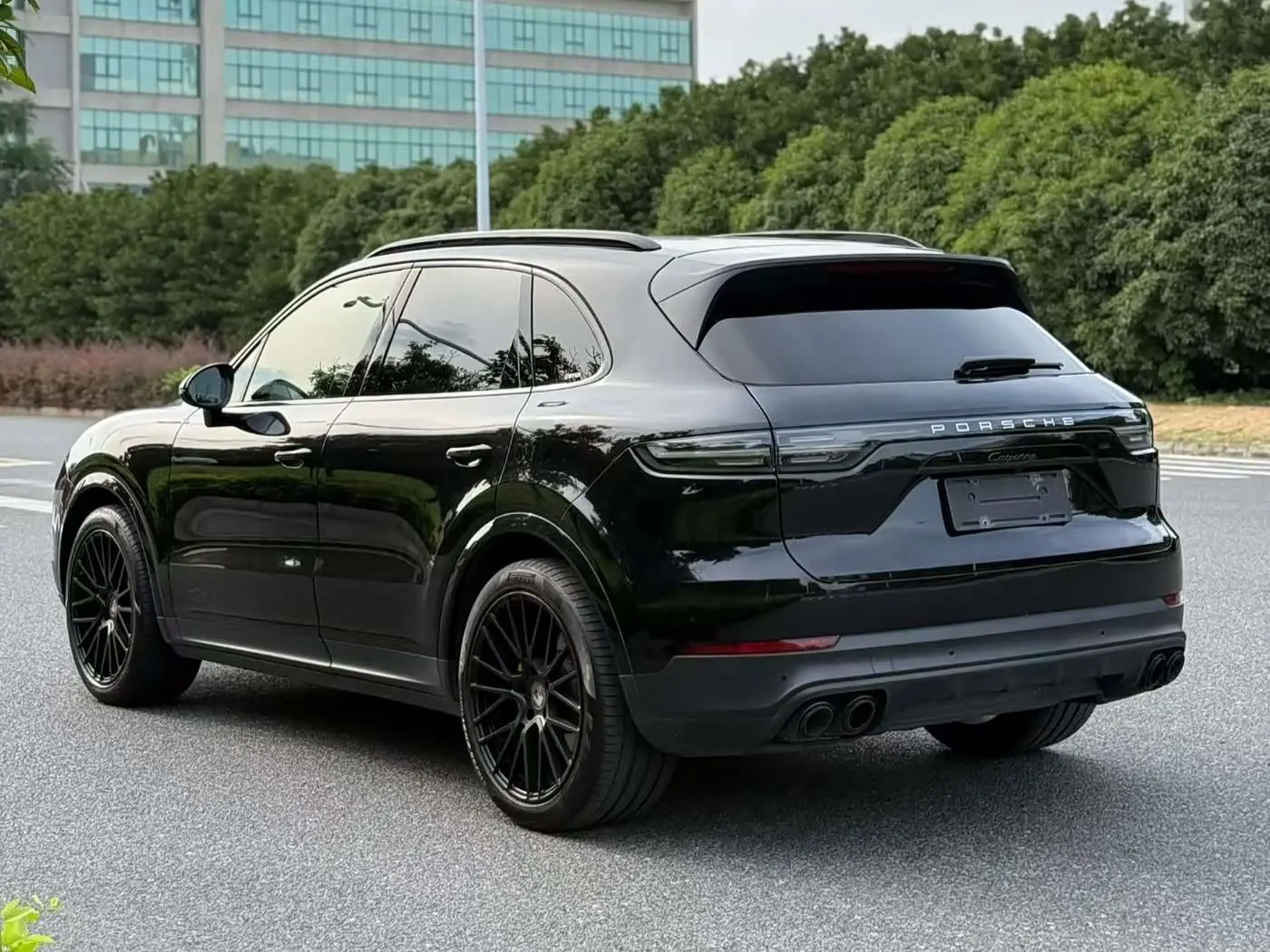 Porsche Cayenne 2020 — Фото 9/11