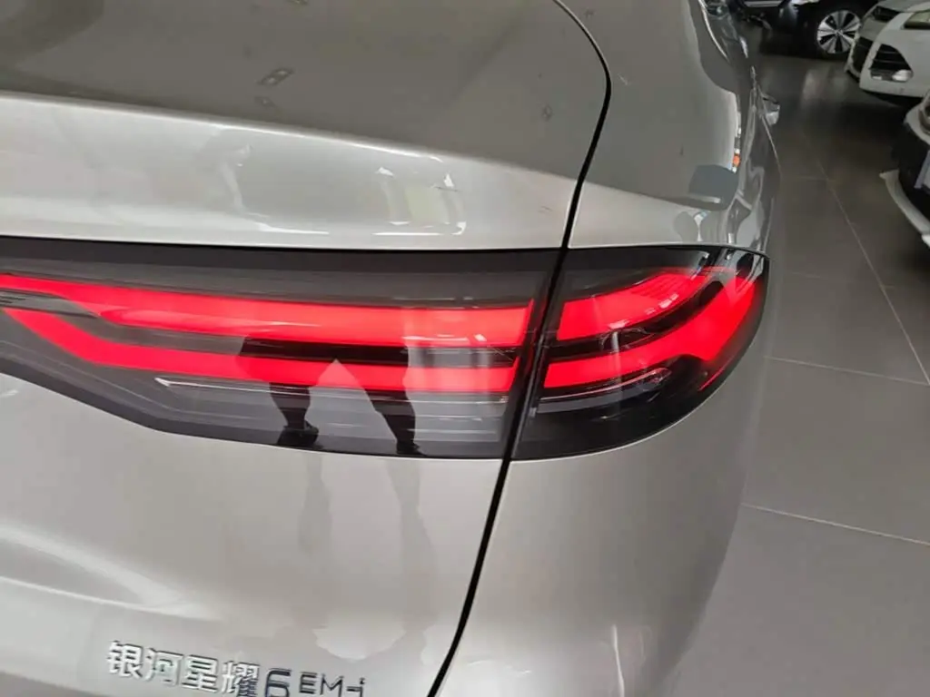 Geely Galaxy Galaxy Stellar 6 2025 — Фото 8/20