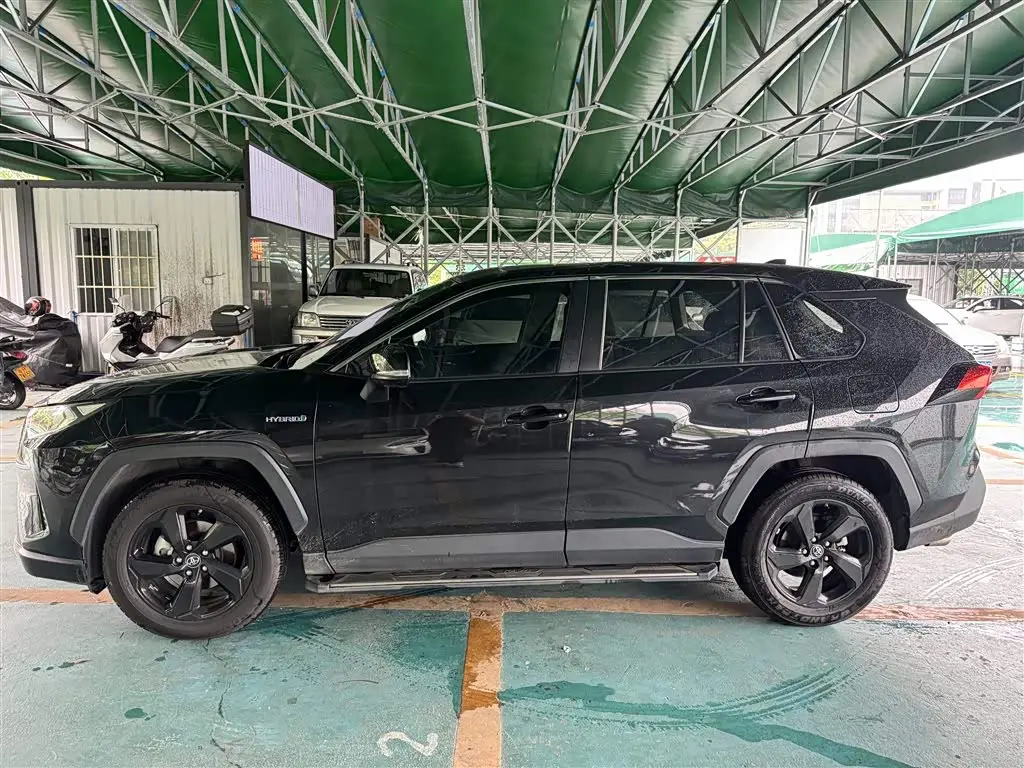 Toyota RAV4 Rongfang 2021 — Photo 3/9