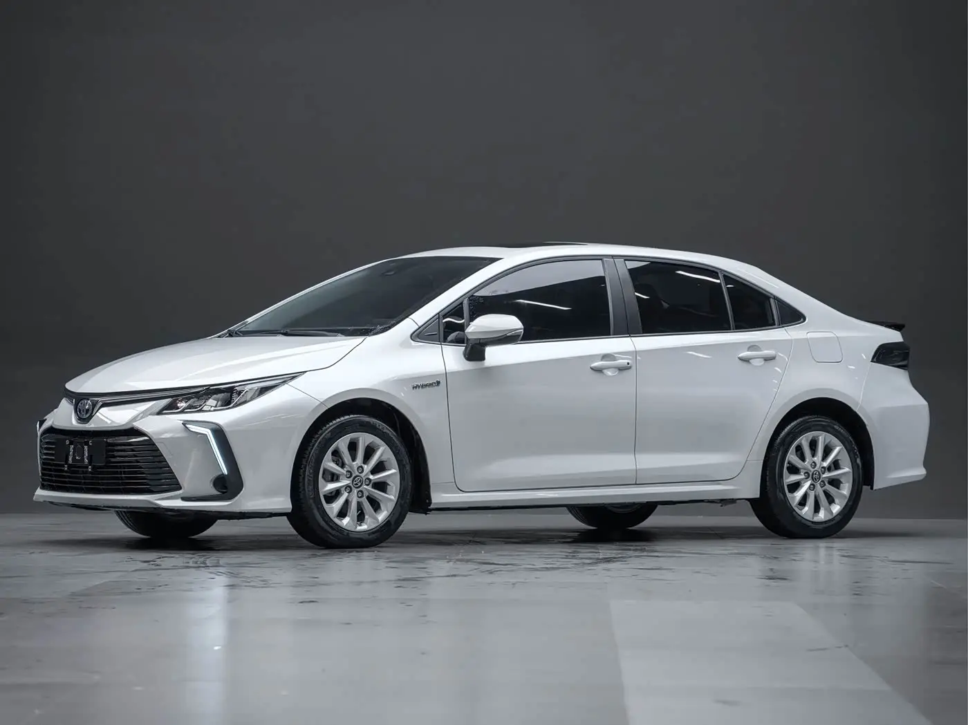 Toyota Corolla 2022 — Фото 1/20