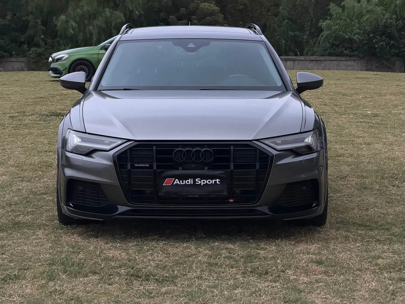 Audi A6 2021 — Photo 2/20