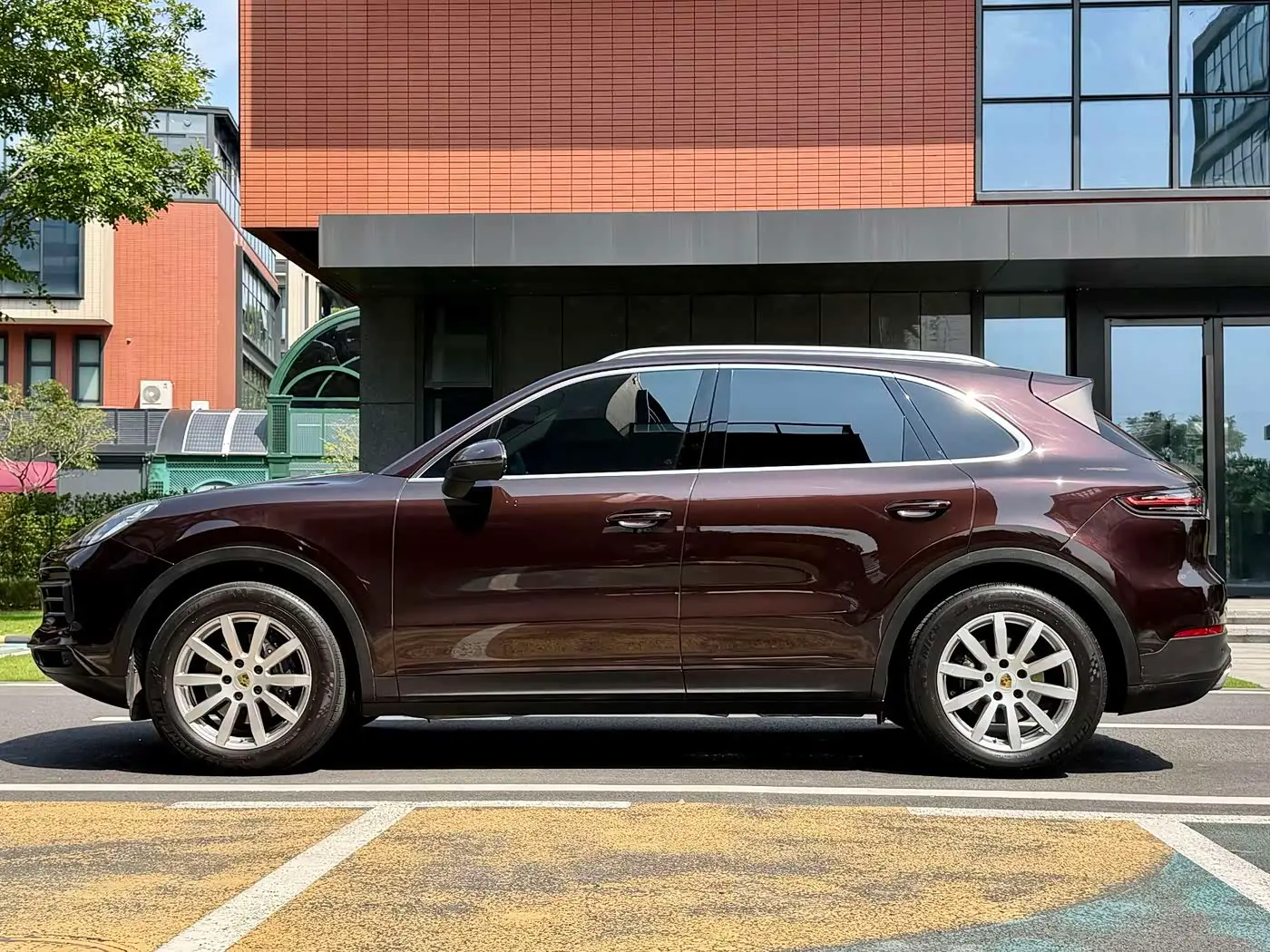 Porsche Cayenne 2019 — Photo 18/18
