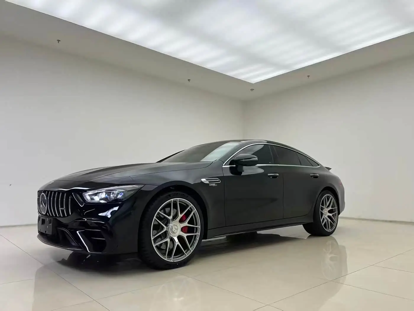 Mercedes-Benz AMG GT, 2025