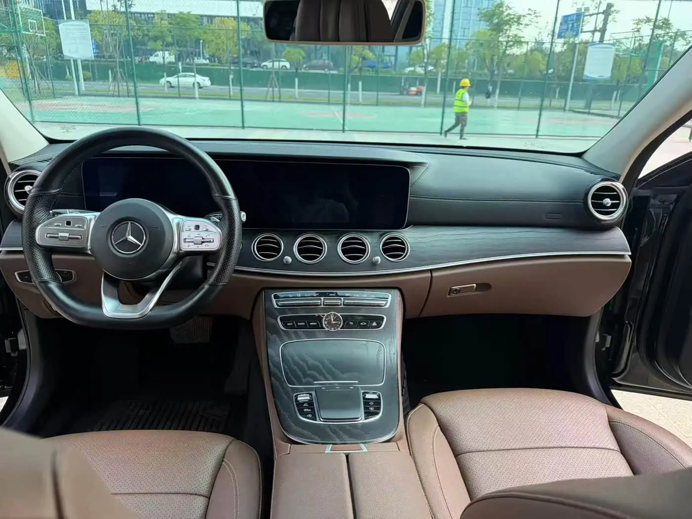 Mercedes-Benz E-Class 2020 — Фото 5/8