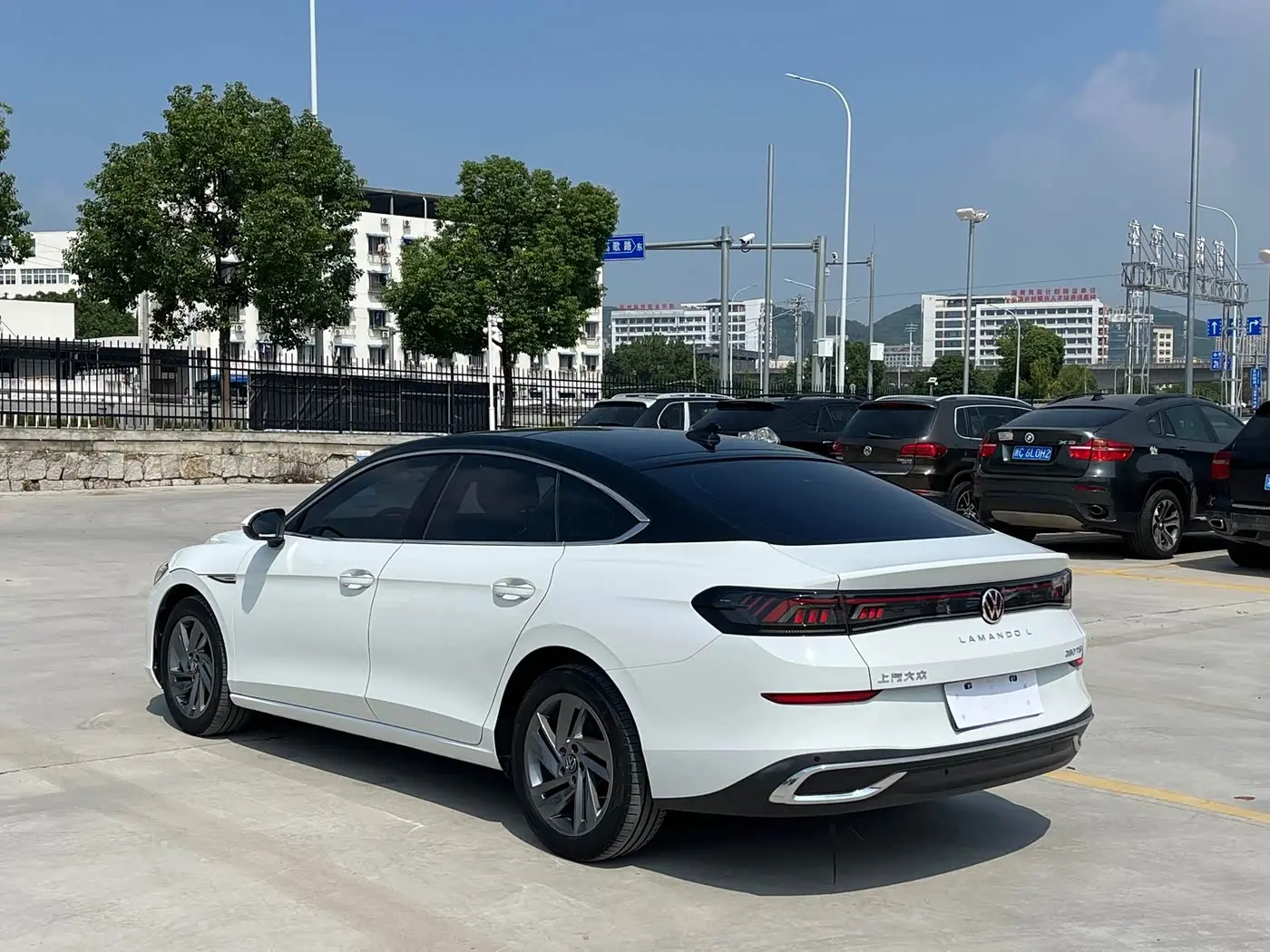 Volkswagen Lamando 2024 — Photo 19/19