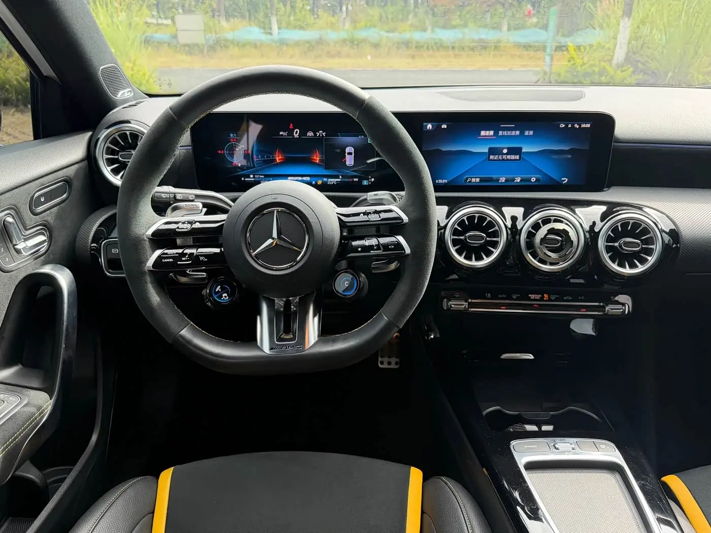 Mercedes-Benz A-Class AMG 2025 — Photo 9/15