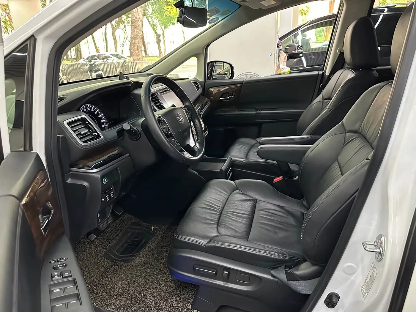 Honda Odyssey 2016 — Photo 6/7