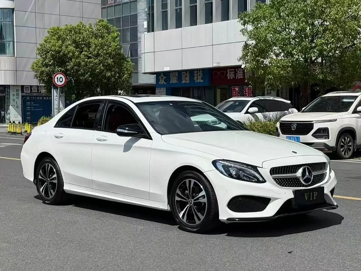 Mercedes-Benz C-Class, 2018