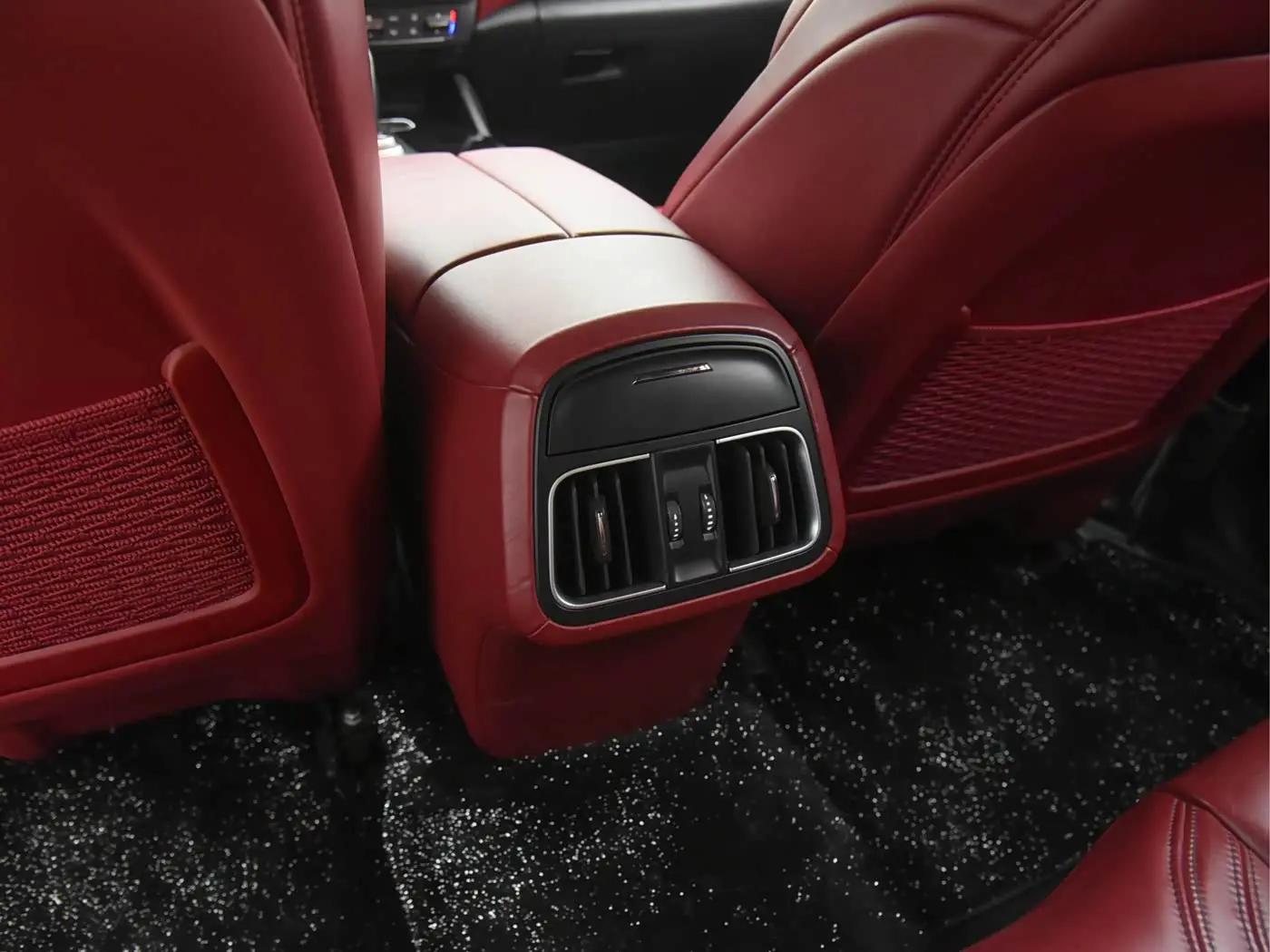 Maserati Levante 2020 — Photo 11/17