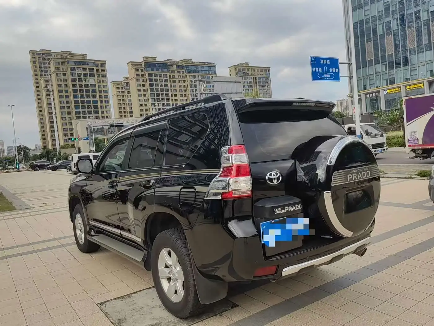 Toyota Prado 2016 — Photo 7/9