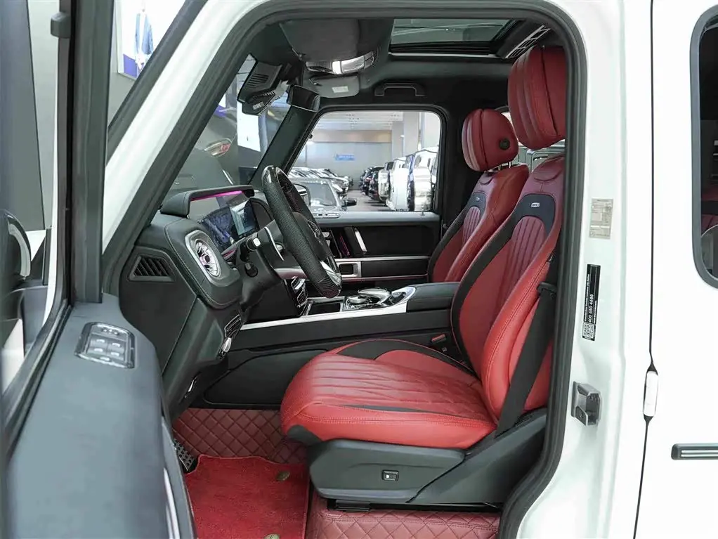 Mercedes-Benz G-Class 2024 — Фото 11/20