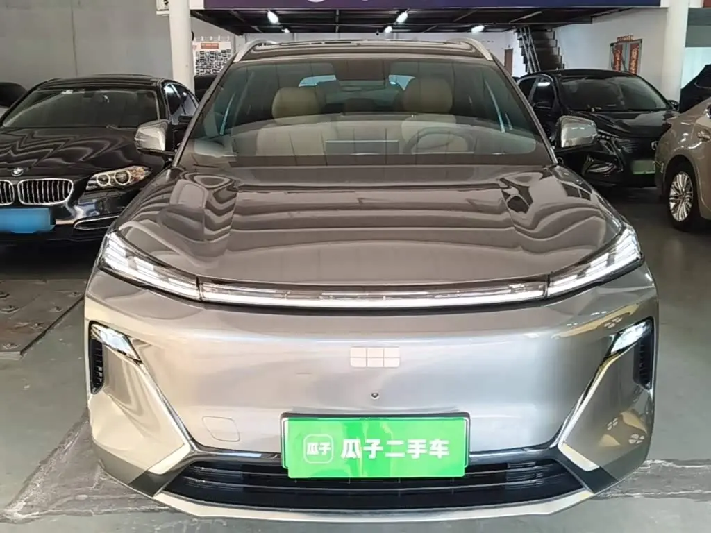 Geely Galaxy Galaxy Starship 7 EM-i 2025 — Фото 3/20