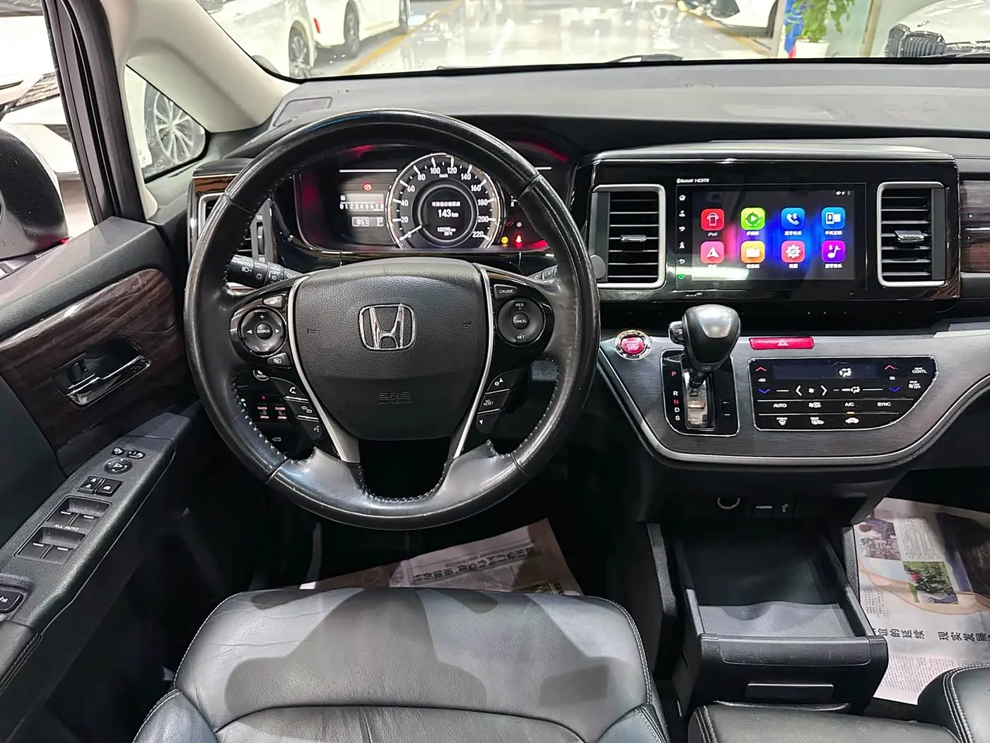 Honda Elysion 2017 — Фото 4/11