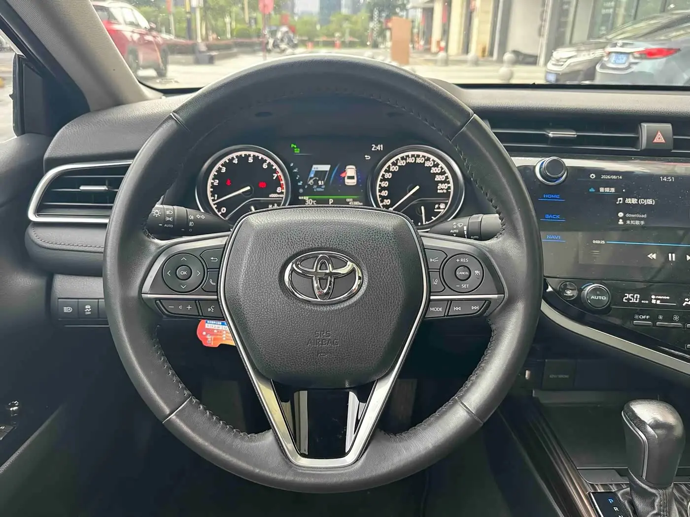 Toyota Camry 2020 — Photo 9/9