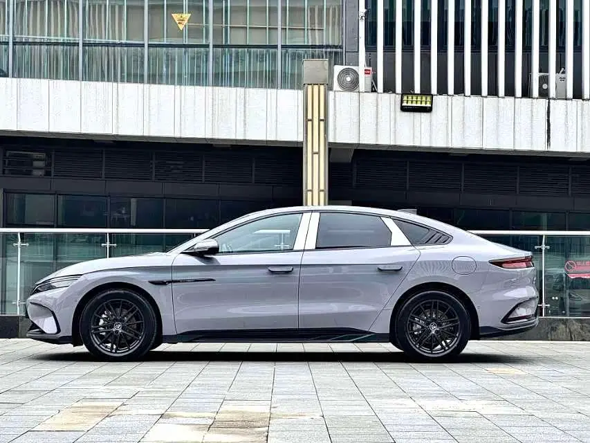 BYD Han 2026 — Photo 8/9