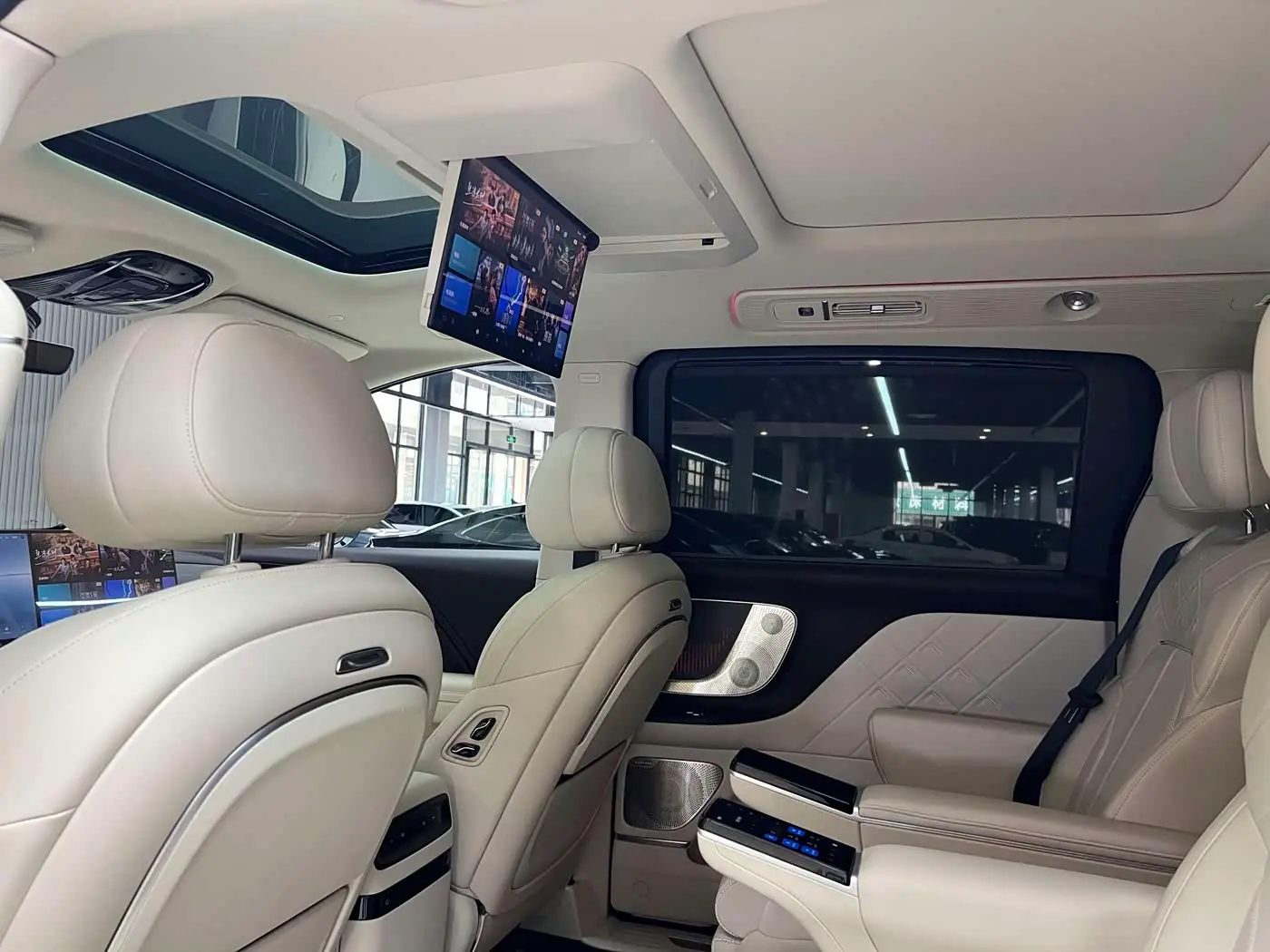 Voyah Auto Voyah Dreamer 2025 — Photo 17/20