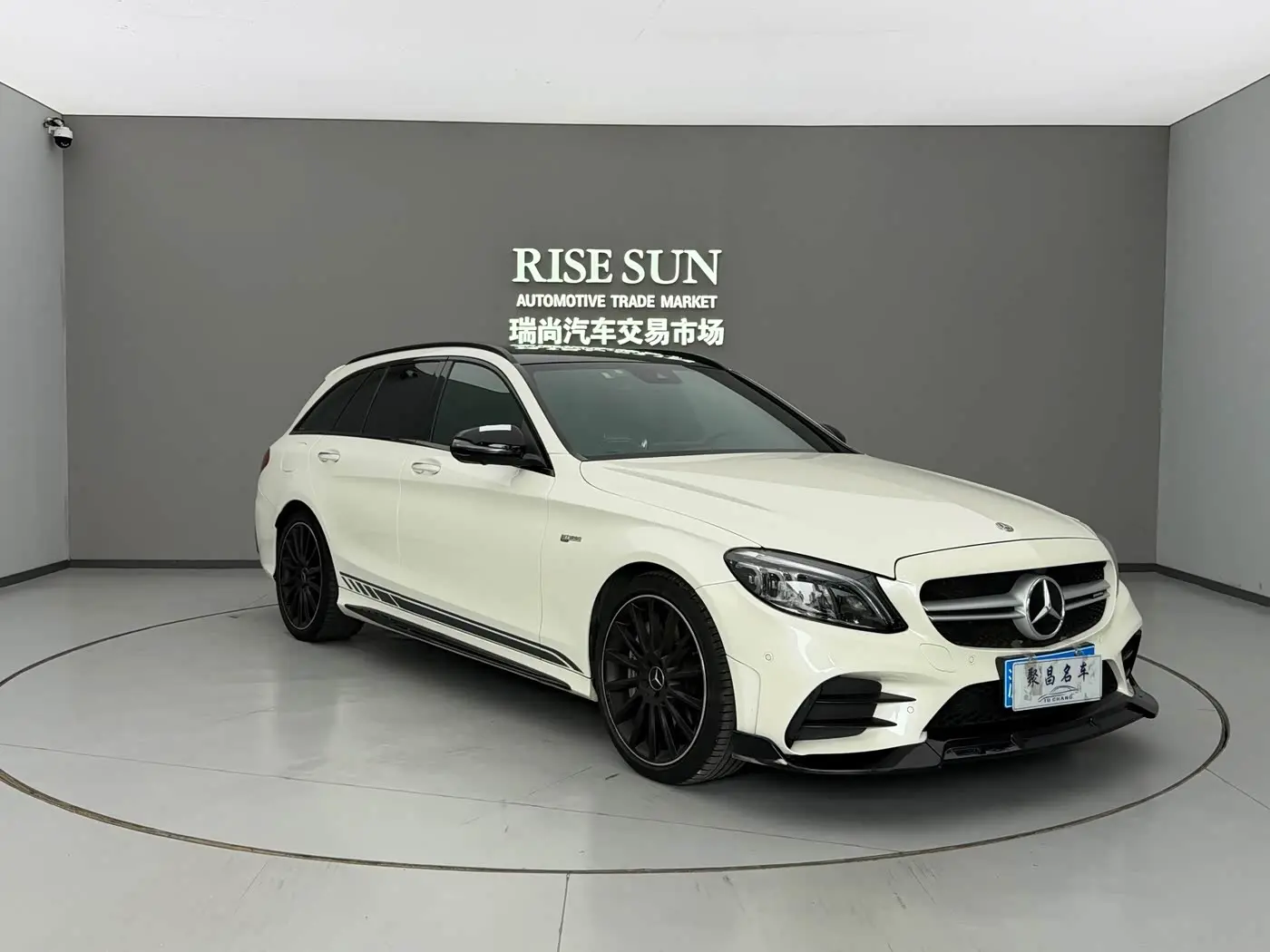 Mercedes-Benz C-Class AMG 2019 — Фото 3/14