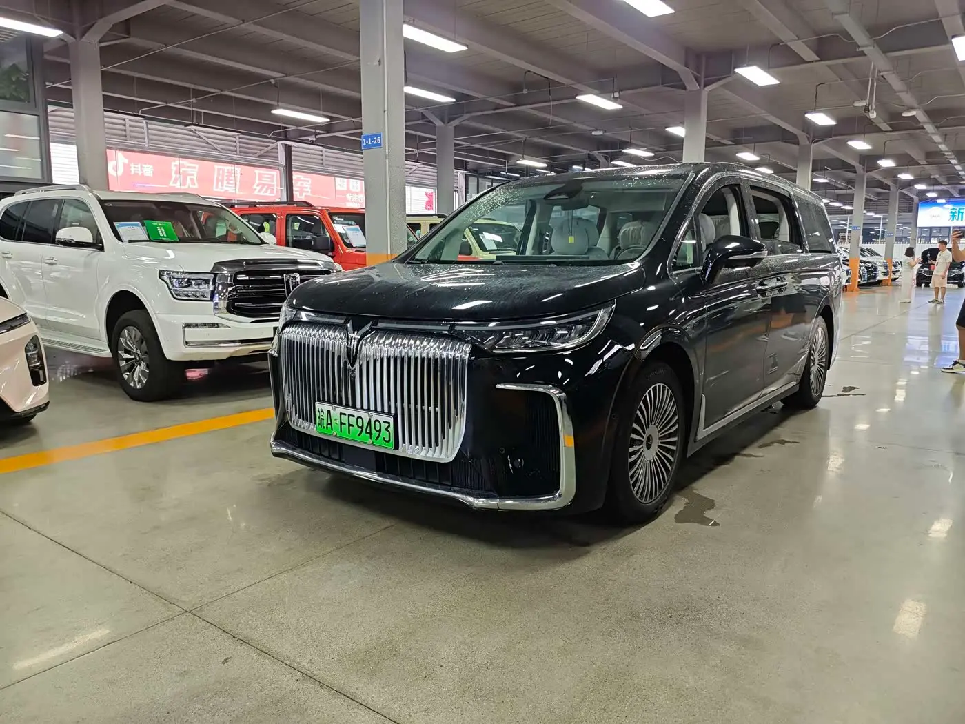 Voyah Auto Voyah Dreamer 2025 — Photo 1/9