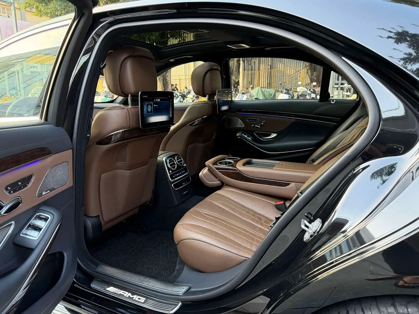 Mercedes-Benz S-Class AMG 2020 — Фото 11/16