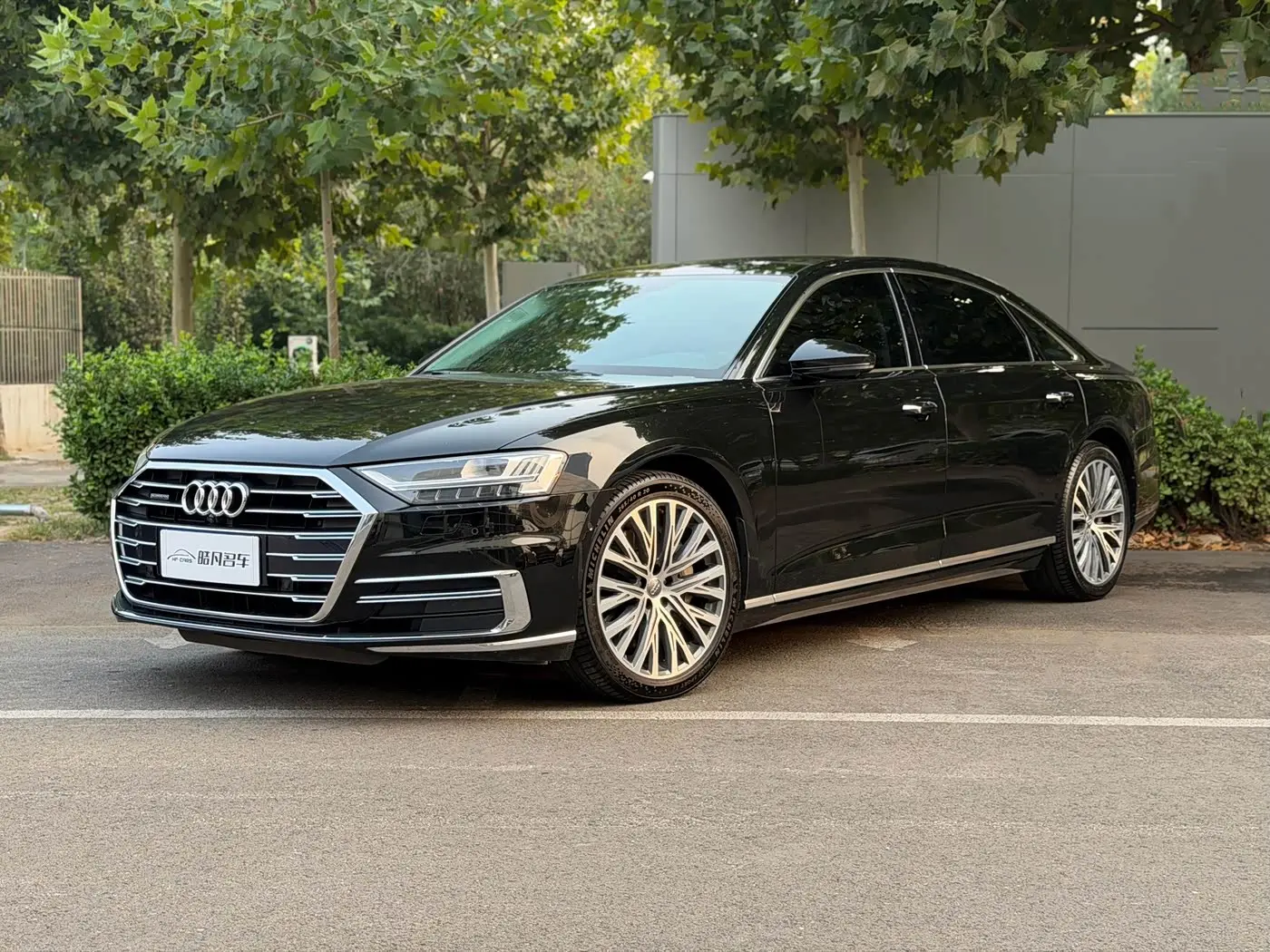 Audi A8 2020 — Фото 1/16