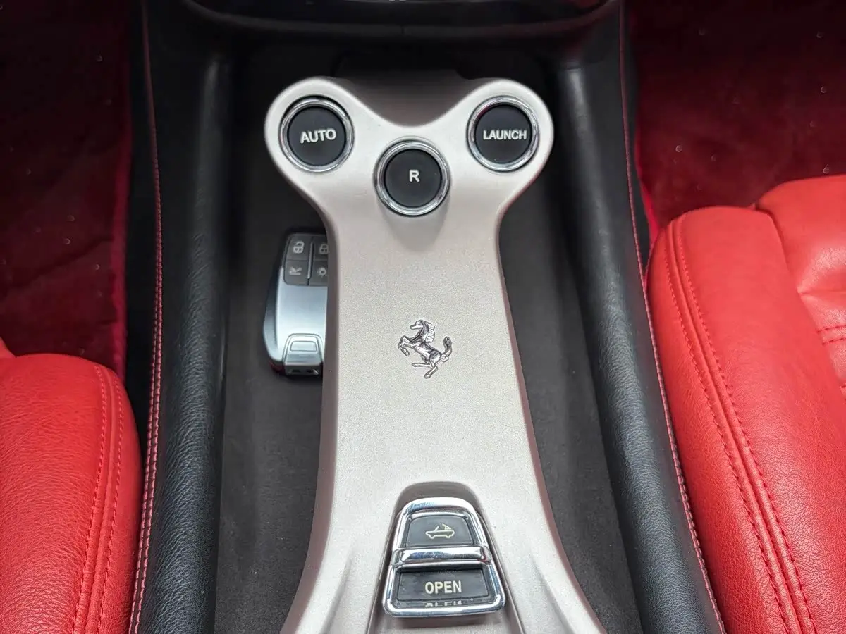 Ferrari California T 2012 — ფოტო 13/16