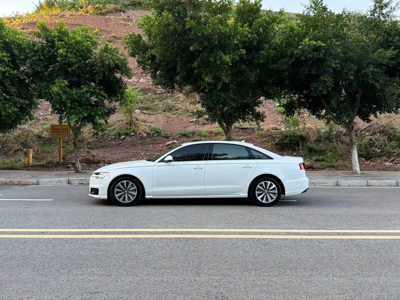 Audi A6L 2017 — Photo 4/16