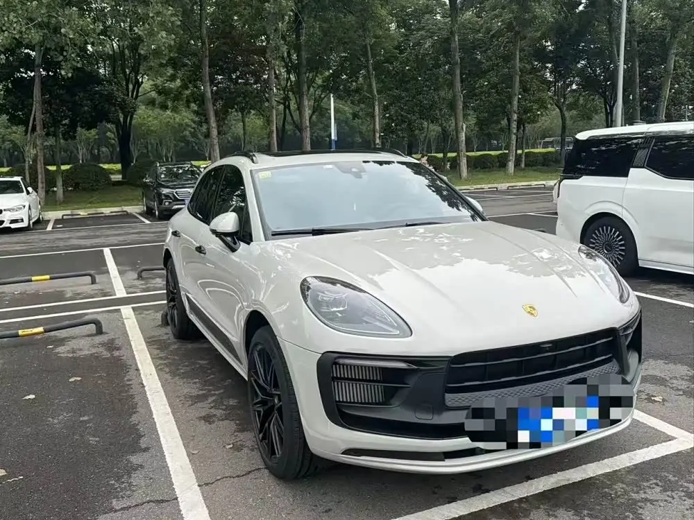 Porsche Macan 2022 — Photo 9/9