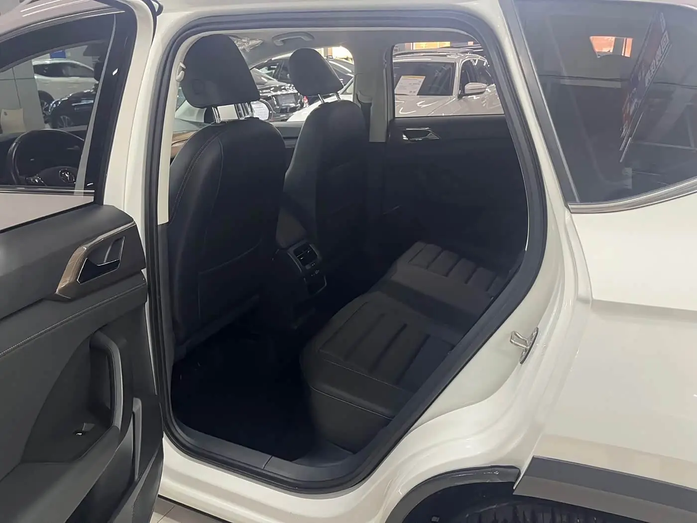 Volkswagen Tharu 2023 — Photo 5/14