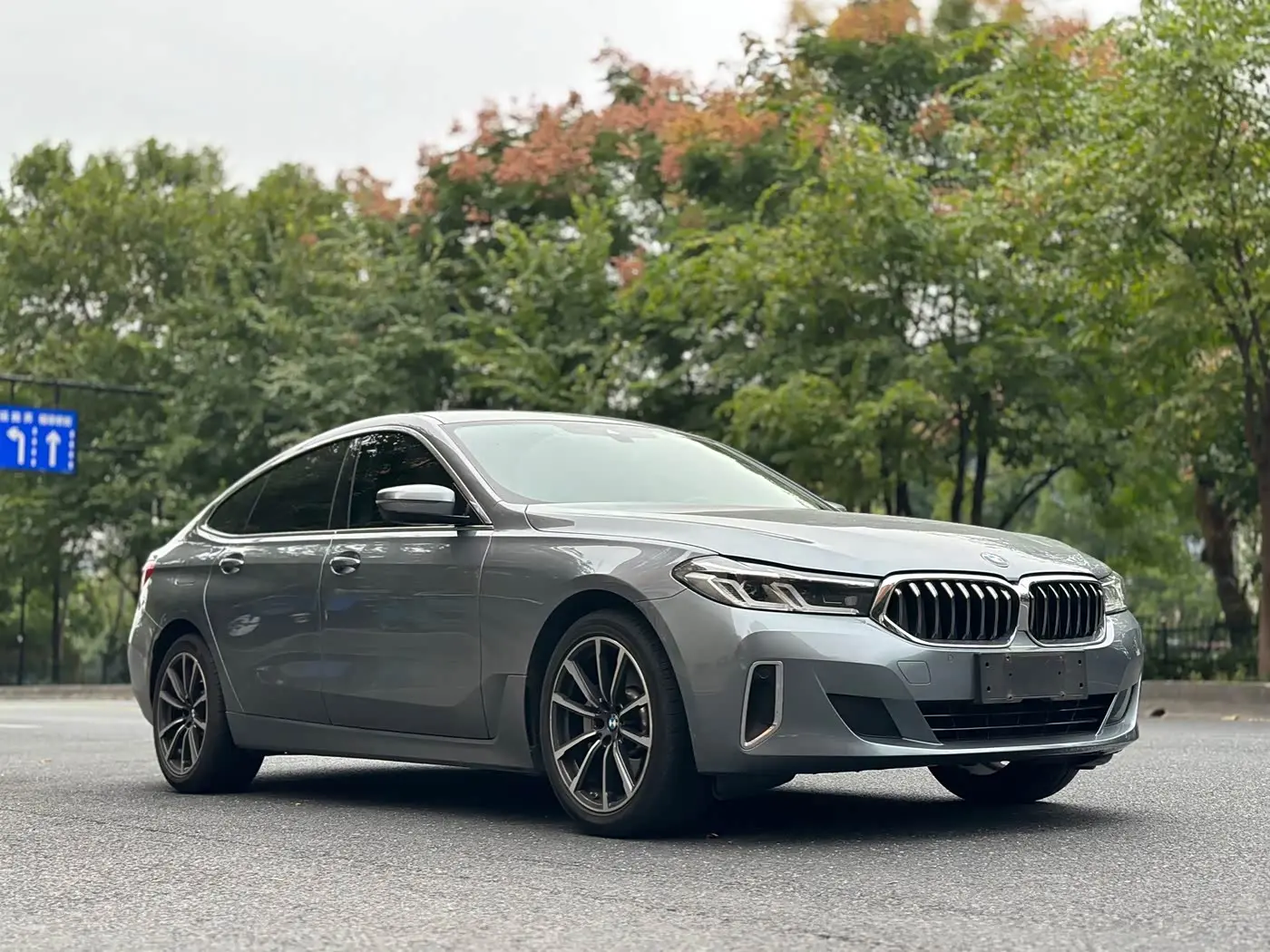 BMW 6 Series GT 2023 — Photo 3/20