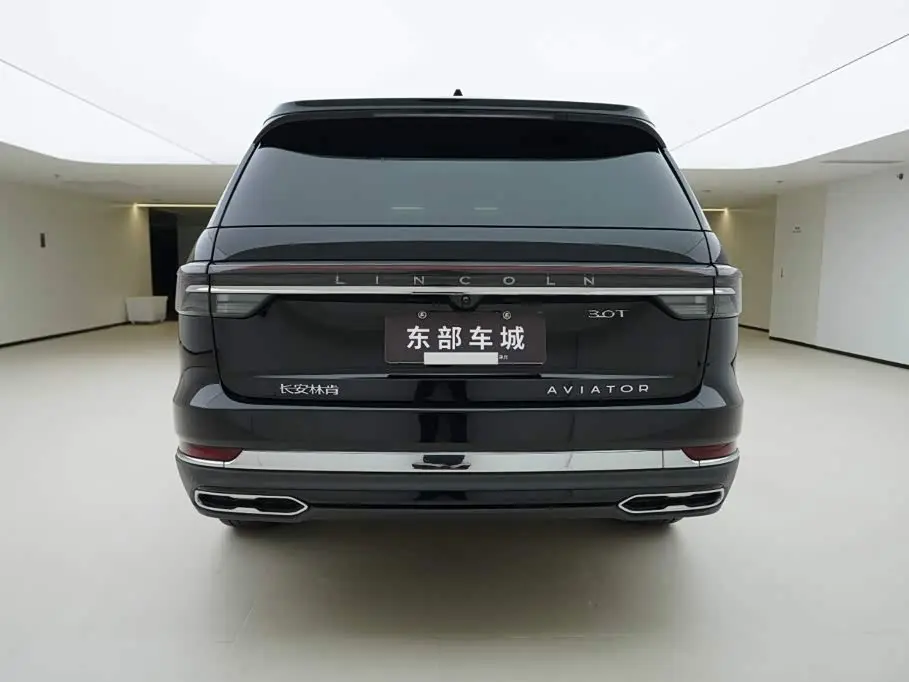 Lincoln Aviator 2025 — Photo 4/20