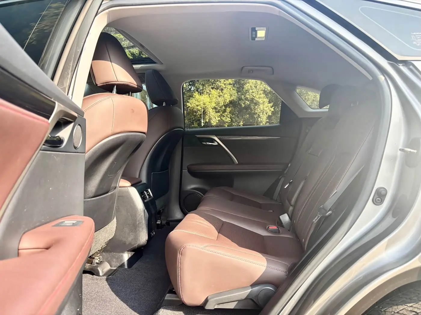 Lexus RX 2022 — Şəkil 10/19