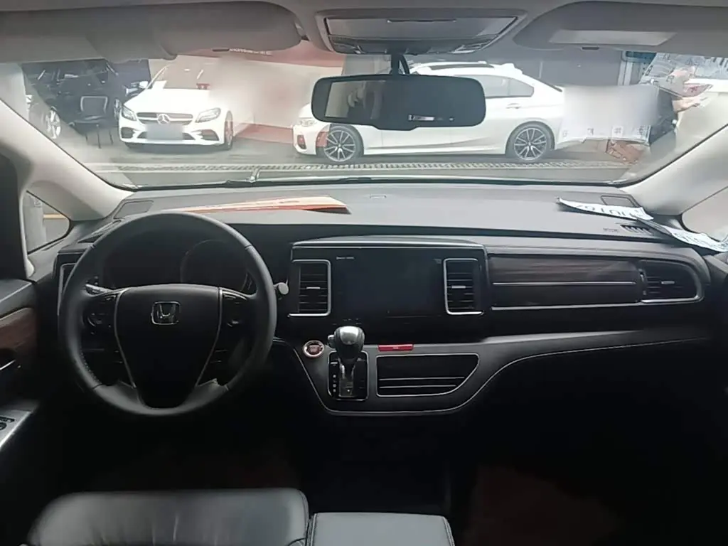 Honda Elysion 2017 — Şəkil 6/20