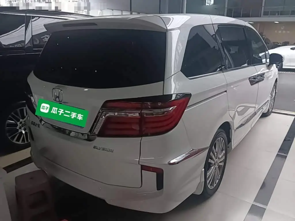 Honda Elysion 2017 — Şəkil 5/20