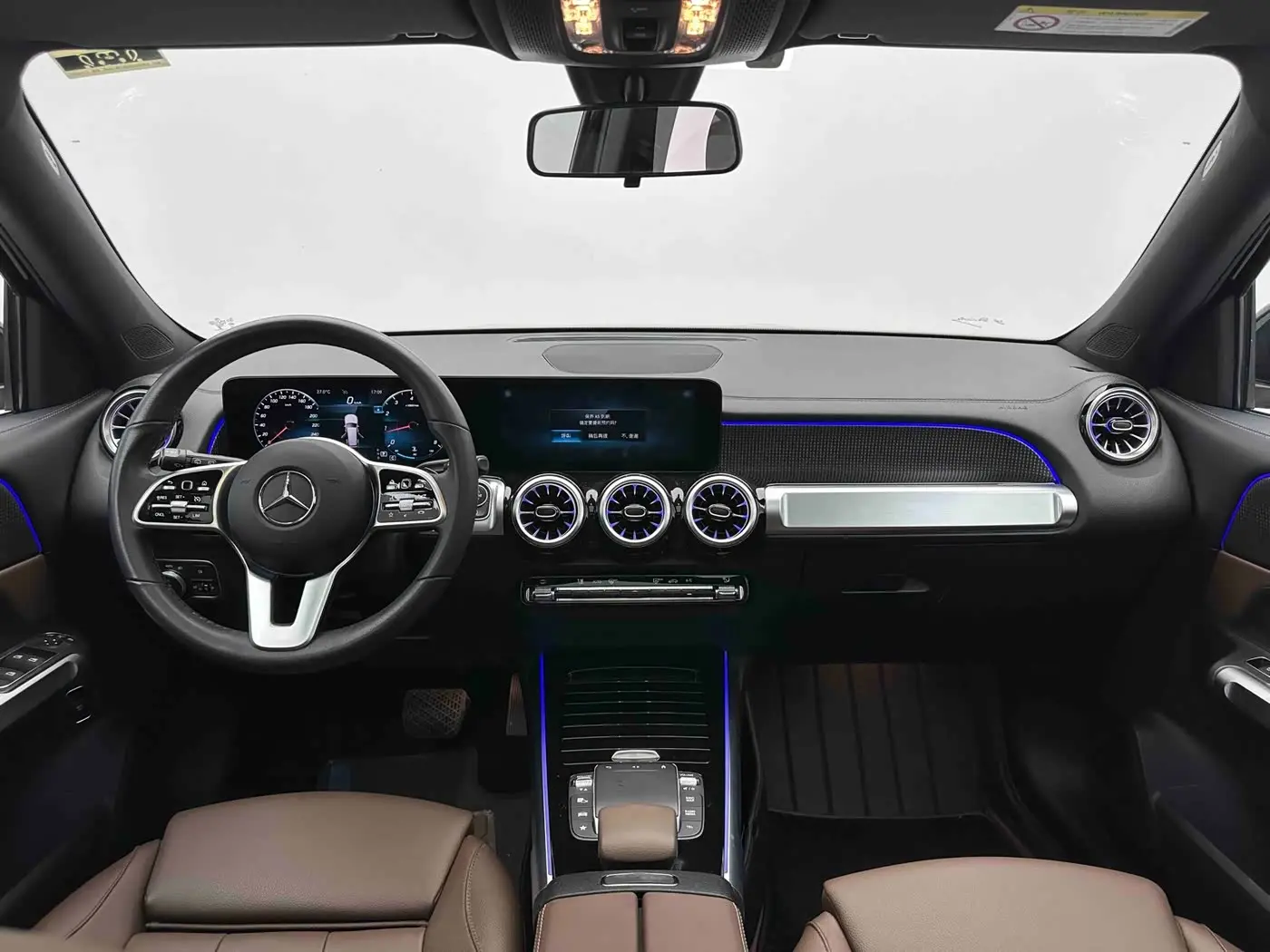 Mercedes-Benz GLB 2022 — Фото 15/19