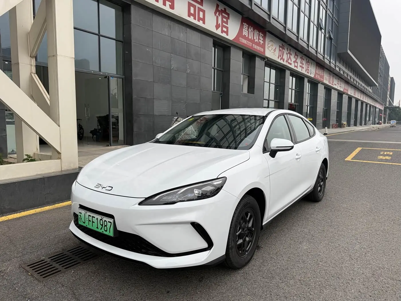 BYD Hai Bao 05 DM-i 2026 — Photo 1/19