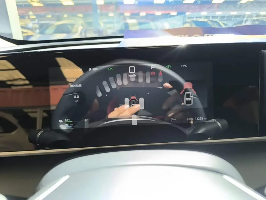 BYD Qin L 2025 — Photo 11/19